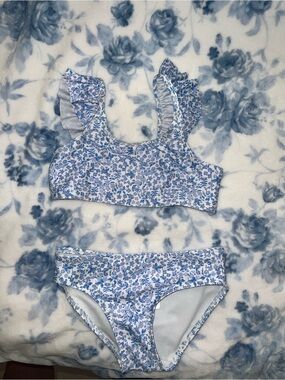 H&M Blue Floral Ruffle Tankini gorgeous like brand new